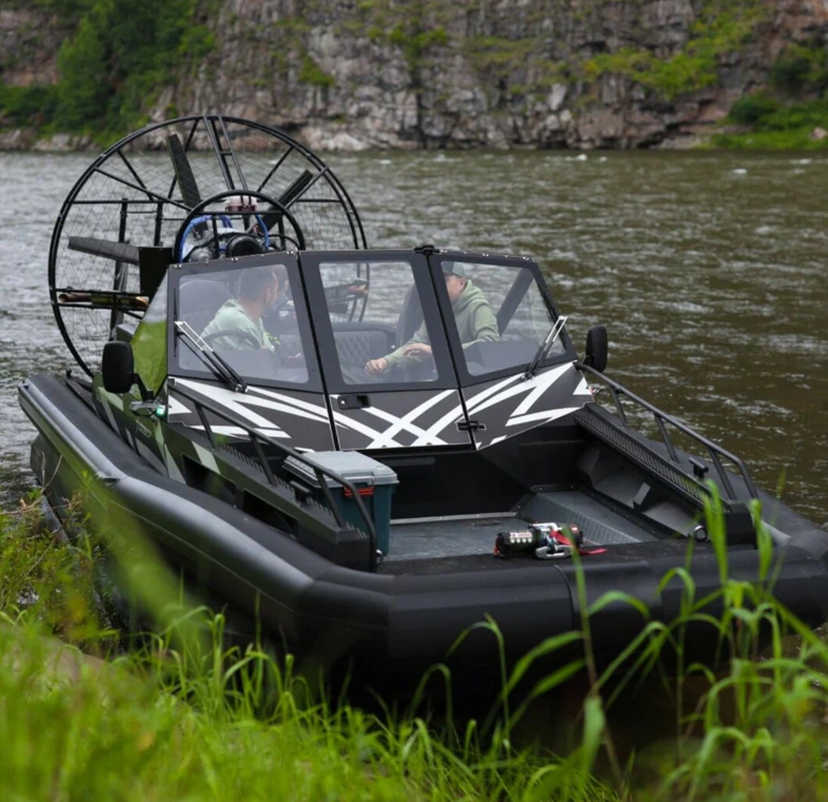 Купите официальные права ГИМС на судно на воздушной подушке — ваш путь к свободе на воде без ограничений!