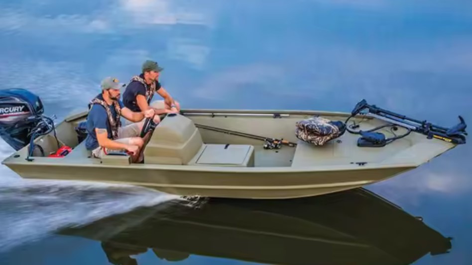 Поможем быстро и дистанционно получить удо на моторное судно в РФ.