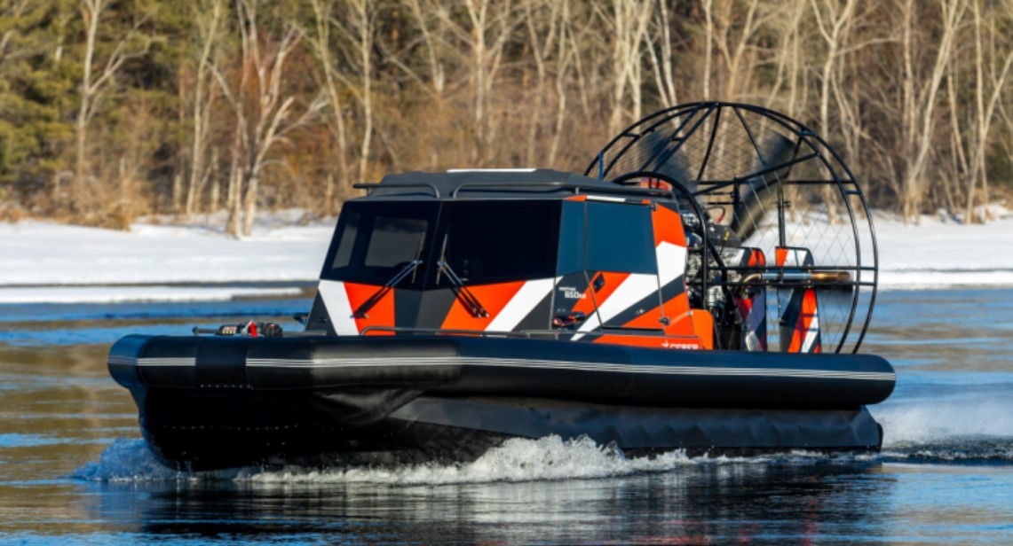 Как быстро и официально получить права на судно на воздушной подушке или аэросудно в России?